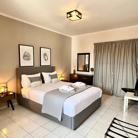 Ven Luxury アパート